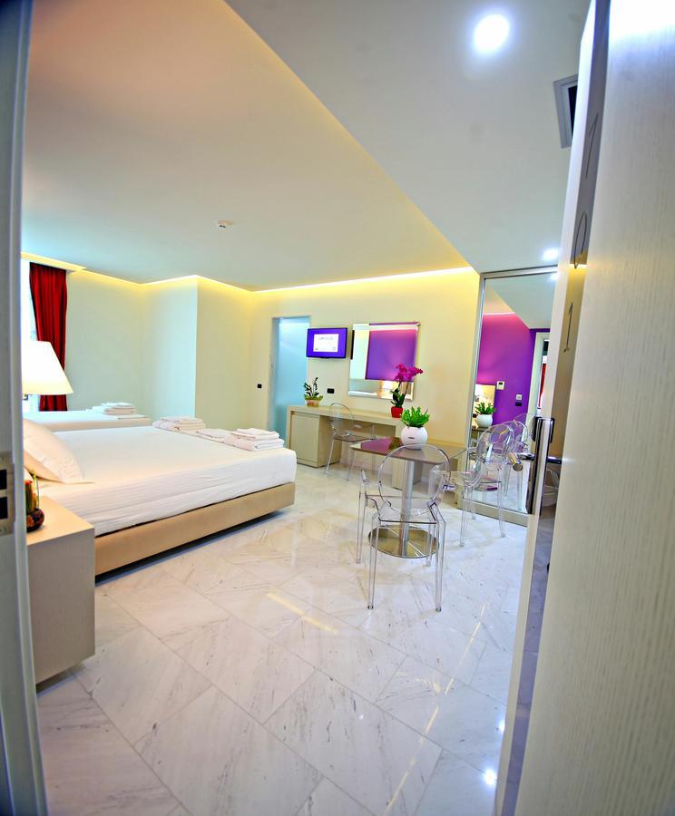 Hotel Palace Vlorë Eksteriør billede