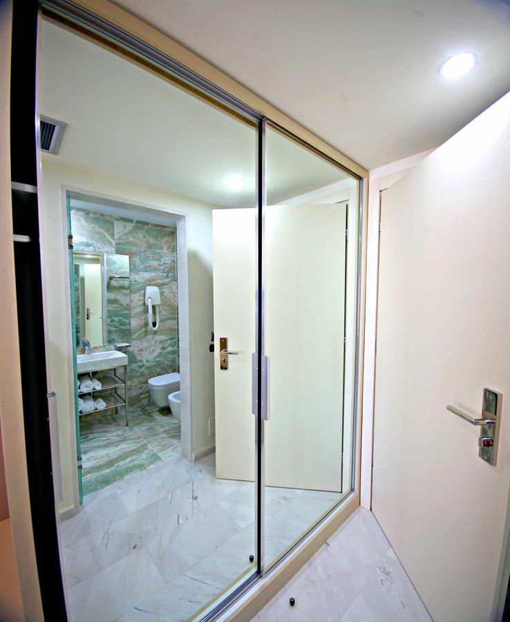 Hotel Palace Vlorë Eksteriør billede