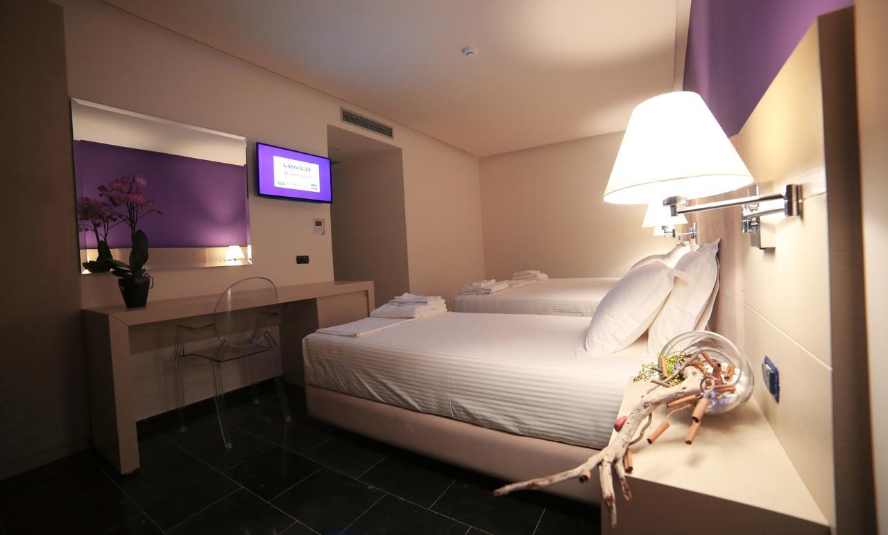 Hotel Palace Vlorë Eksteriør billede