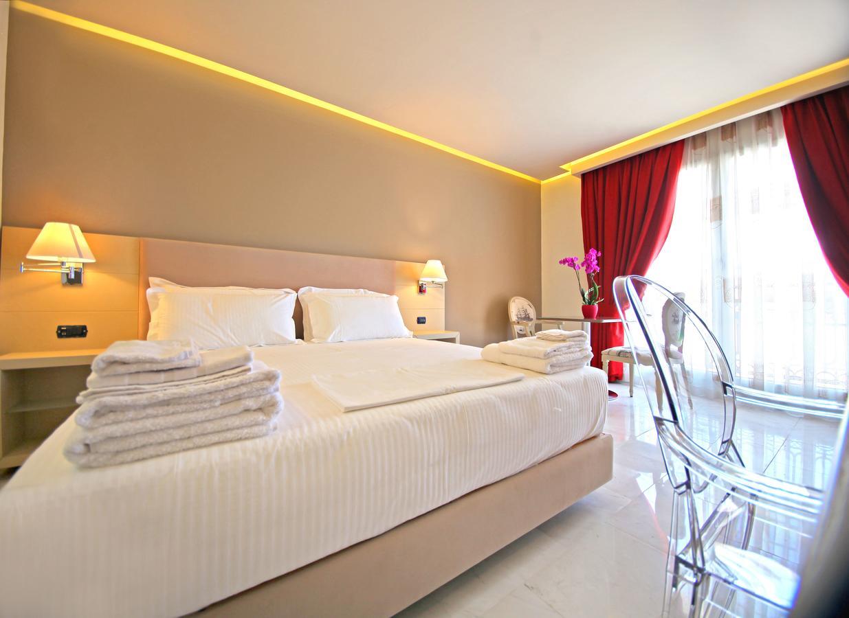 Hotel Palace Vlorë Eksteriør billede